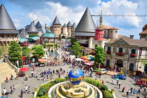 French Village – SUN WORLD BA NA HILLS.